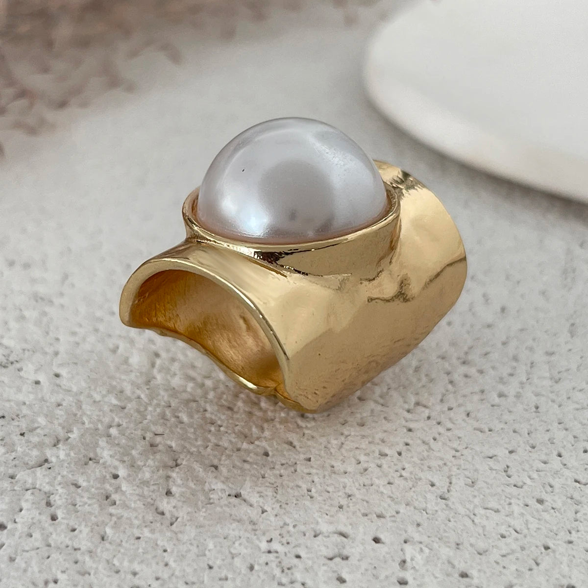 Anel Elegante com Pérola
